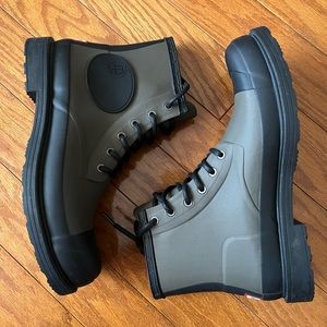 Hunter Rain Boots Size 9